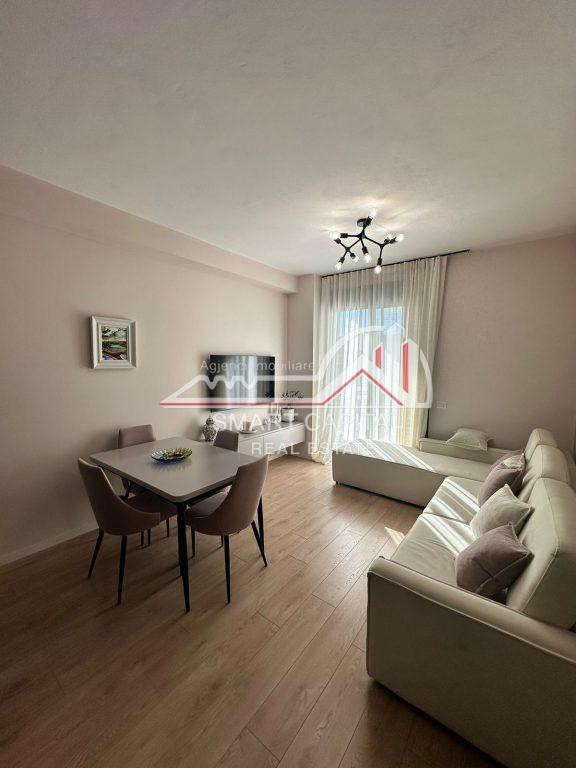 AFFITTASI APPARTAMENTO 1+1 – LUNGOMARE, VLORE!!!