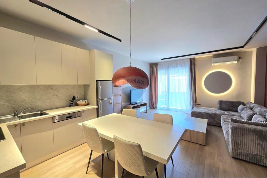 Appartamento moderno 1+1+Veranda al 9° piano