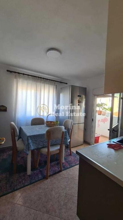 Appartamento 3+1+2 in vendita, Brryli, Viale Giovanna d'Arco, 140.000 Euro