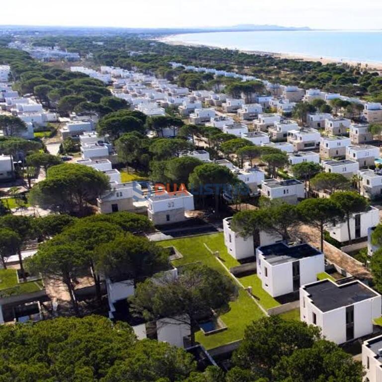 Villa attaccata in vendita a Baia di Lalezi!