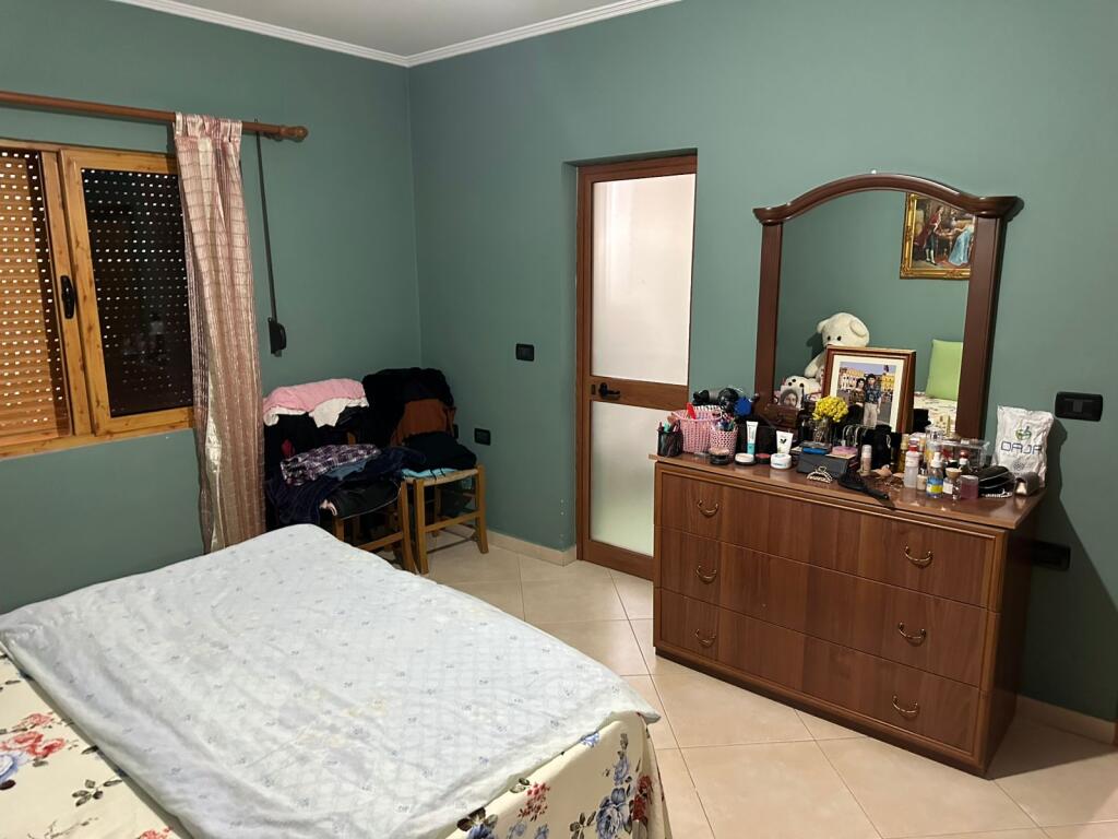 Apartment for rent, villa floor at Gramoz Pashko Street near the Faculty of Economics