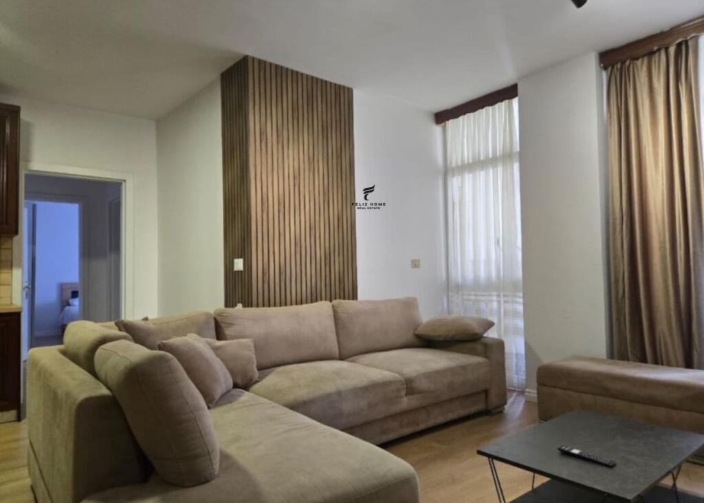 APPARTAMENTO IN AFFITTO 2+1 COMUNE DI PARIGI 800 EURO