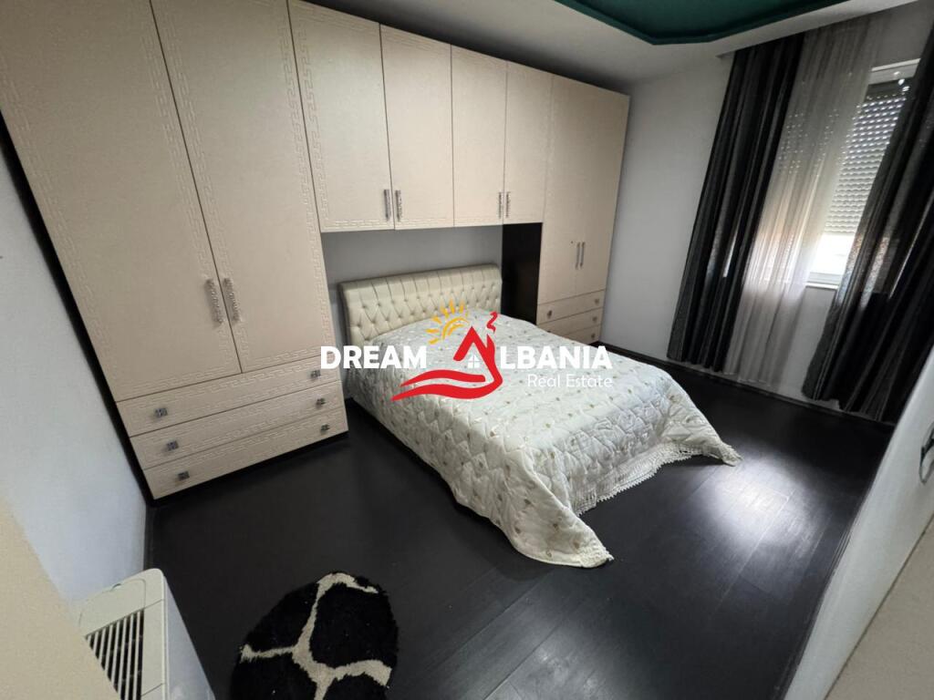 Shitet apartament 2+1 tek Rruga e Durresit (ID 4129493)