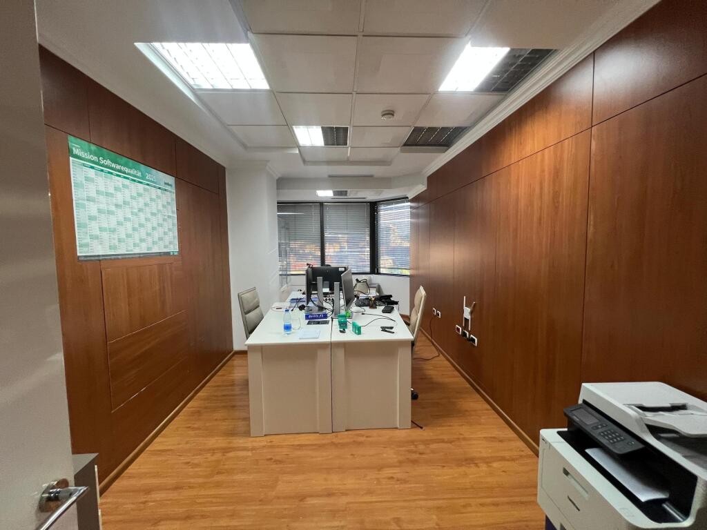 UFFICIO IN AFFITTO ALLE TORRI GEMELLE!!!