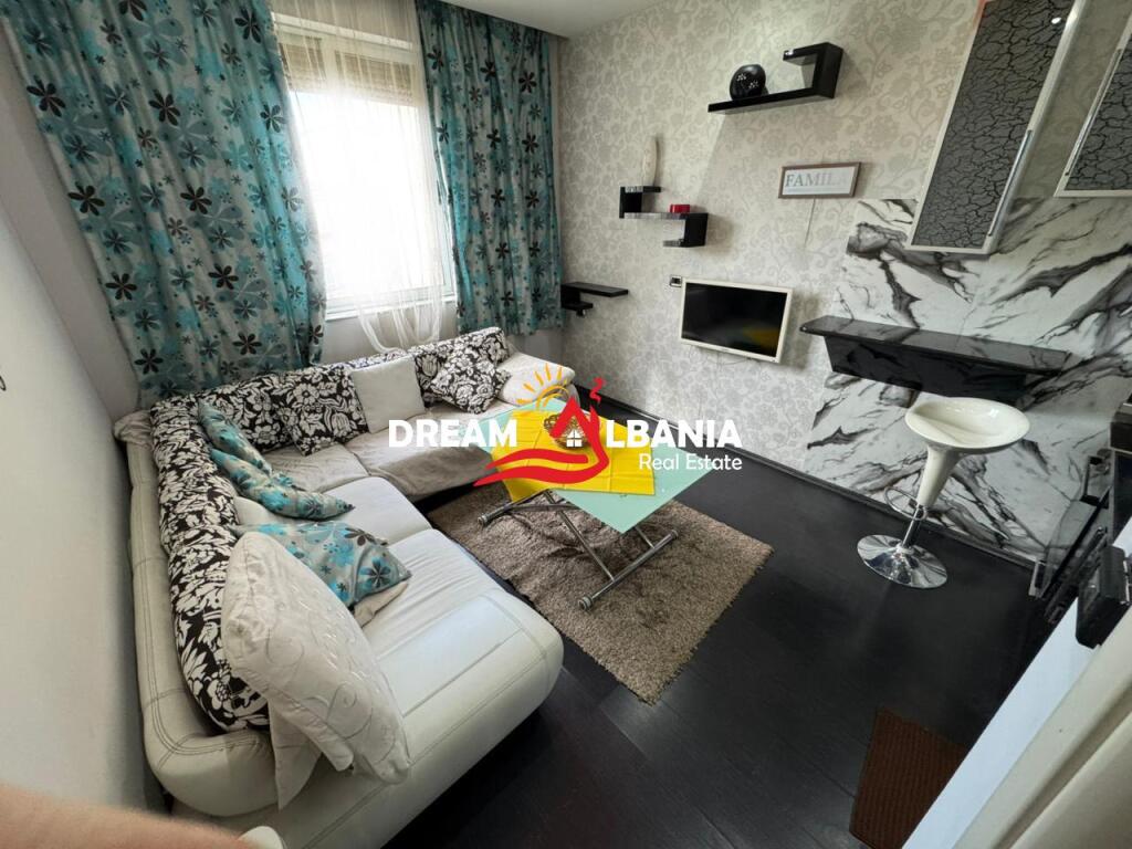 Shitet apartament 2+1 tek Rruga e Durresit (ID 4129493)