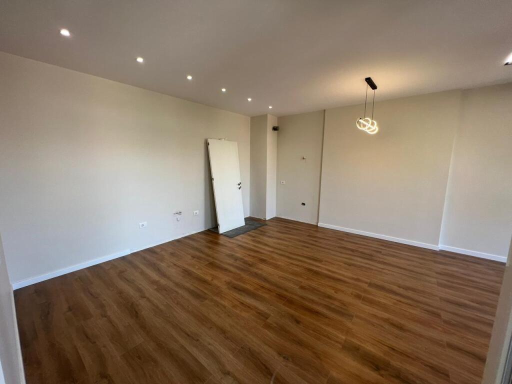 📣 VENDESI SUPER Appartamento 2+1 Con 2 Bagni E Posto Auto 📍 Paskuqan, Vicino Al Nuovo Viale
