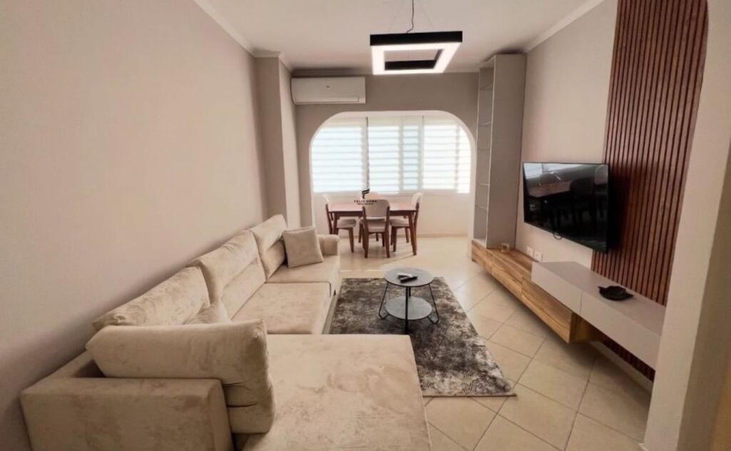 APARTMENT FOR RENT 1+1 YZBERISHT 450 EURO