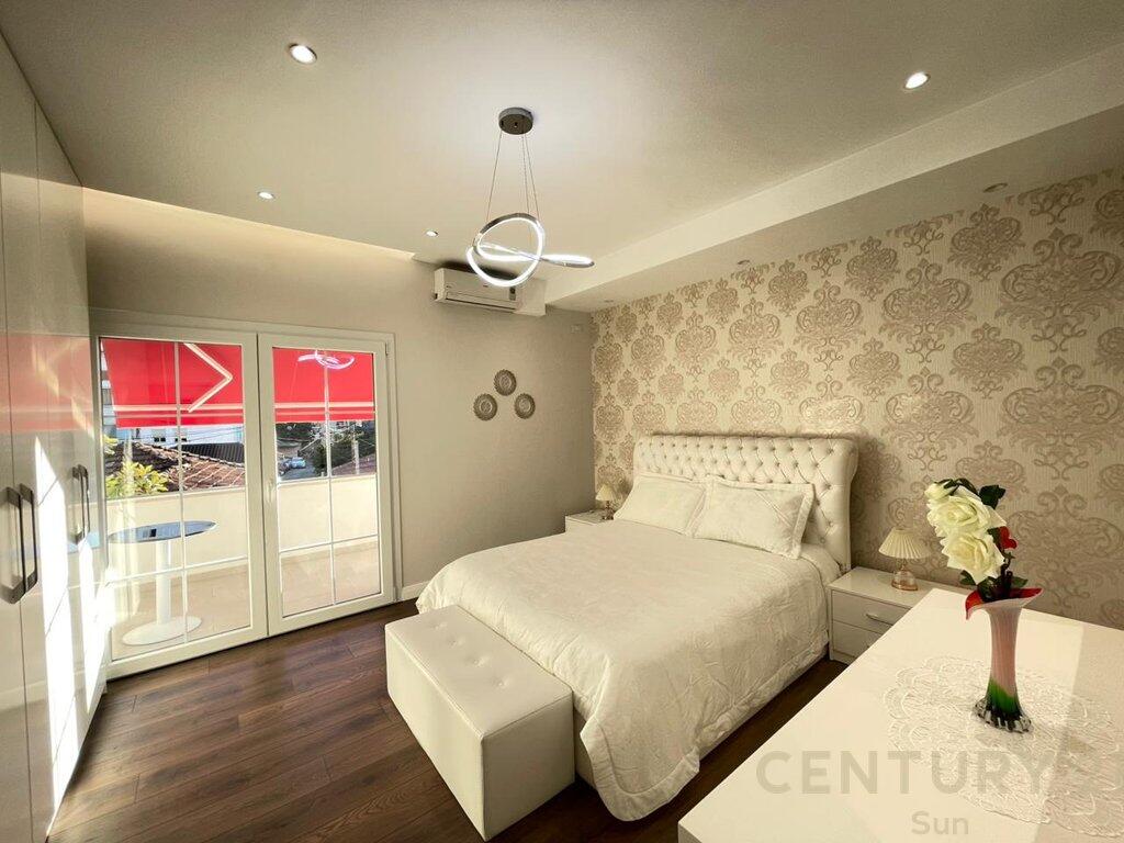 2+1 APARTMENT FOR RENT ON DURRES STREET! 1,200 € /Month
