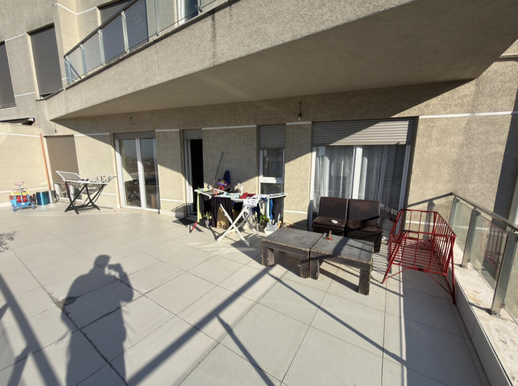 📣 VENDESI SUPER Appartamento 3+1 Con Veranda 📍 Laprake ✨