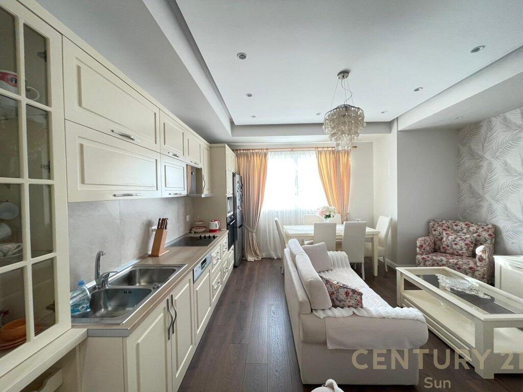 APPARTAMENTO 2+1 IN AFFITTO IN VIA DURRES!