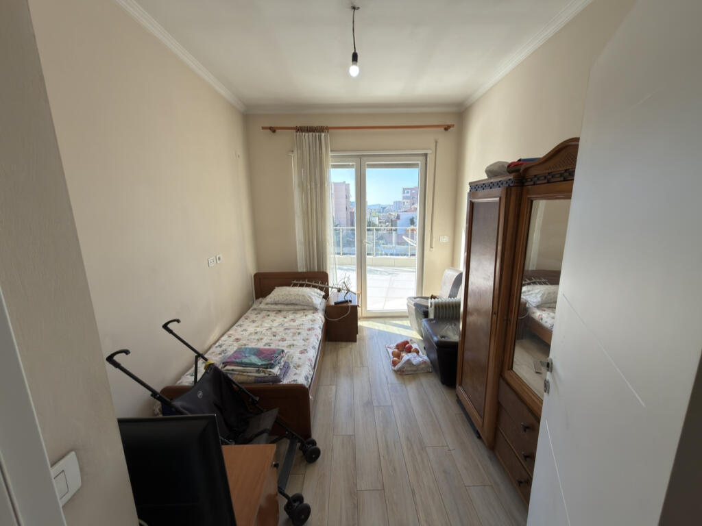 📣 VENDESI SUPER Appartamento 3+1 Con Veranda 📍 Laprake ✨