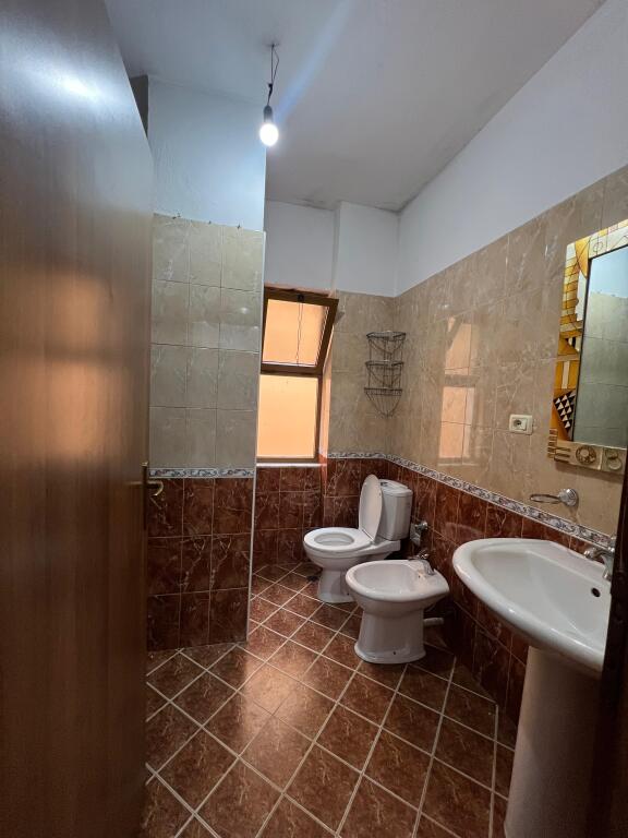 For sale, Apartment 1+1, Student City, Tirana.