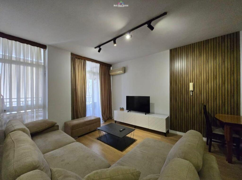 Apartament me qera 2+1+2 tek Komuna E Parisit (ID B2201525) Tirane
