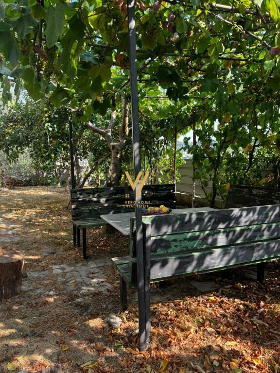 VILLA SU DUE PIANI IN AFFITTO A PRUSH 1.600 EURO