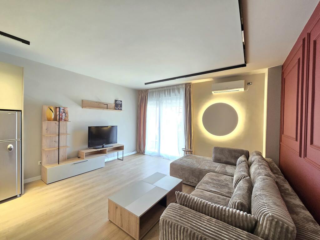 Modern apartment 1+1+Veranda at 9 floors