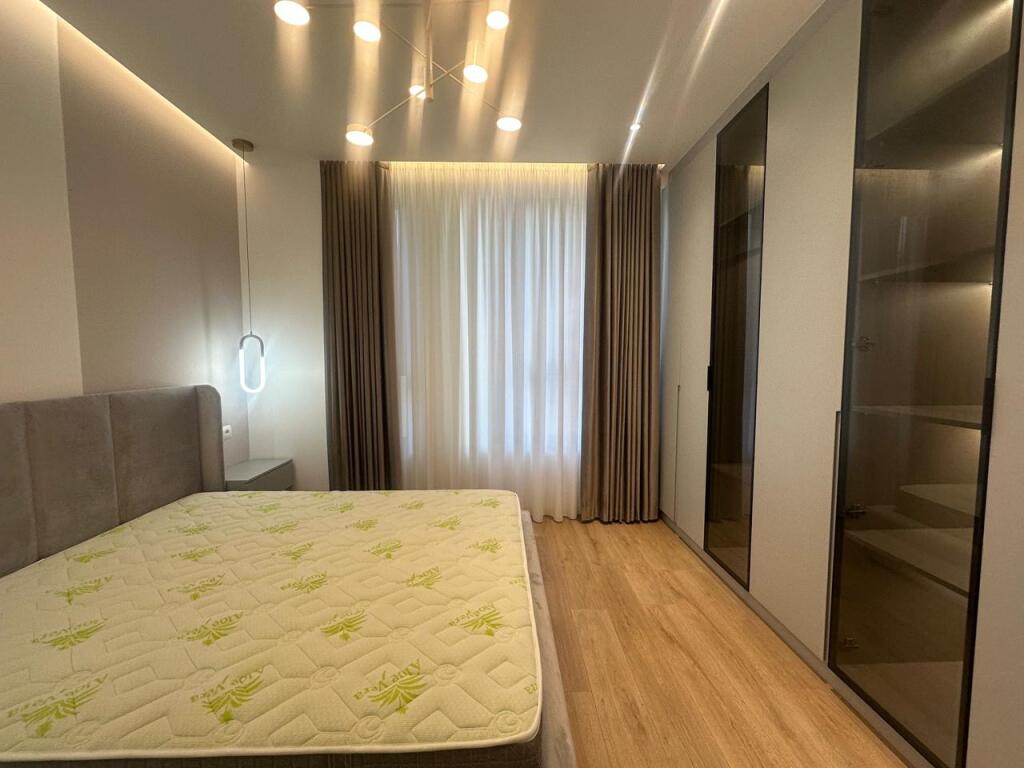 *Apartment 2+1+2+Parking For Rent | Bulevardi i Ri*