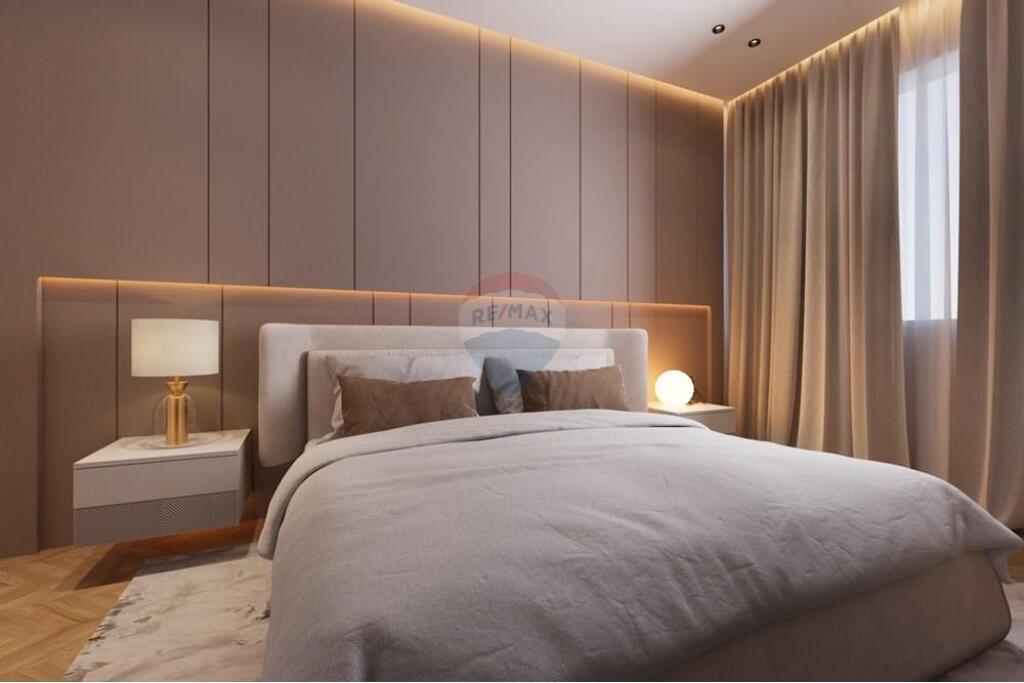 Apartment + Parking- For Sale - Univers City