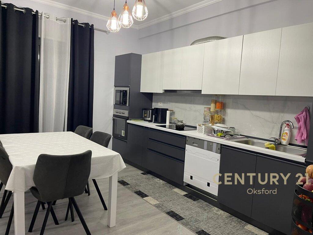 Apartment 2+1 FOR SALE at Unaza e Re, Green City complex! 217,000 €