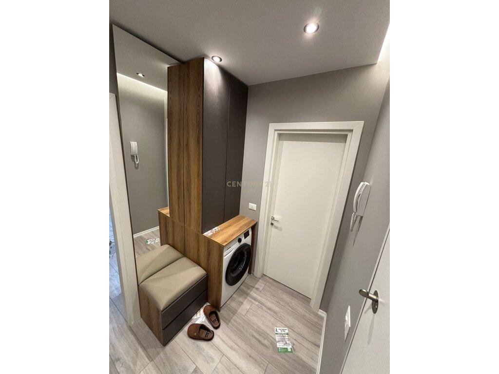 🏢 Jepet me qira apartament 1+1 + post parkimi 📍 tek QTU
