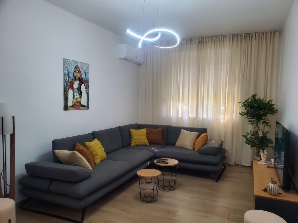 2+1 for rent on Durres street