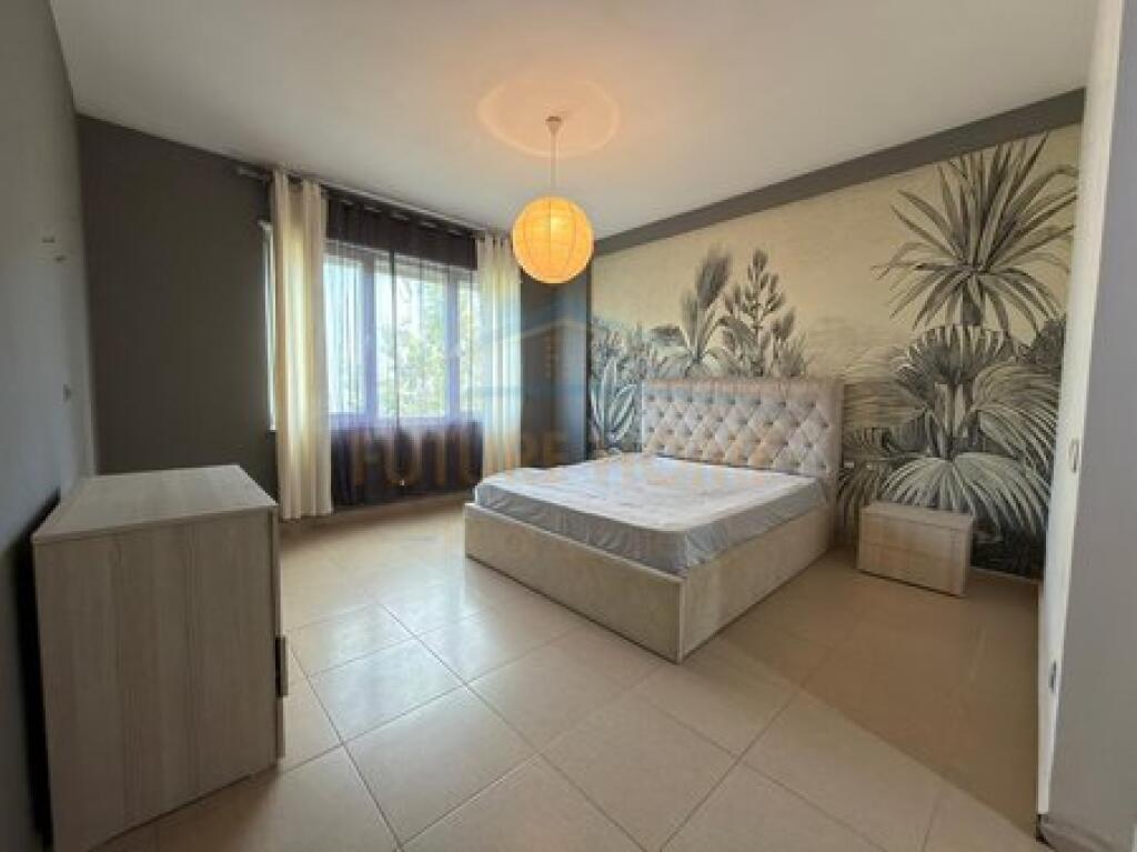 Shitet, Apartament 1+1, Liqeni i Thate.