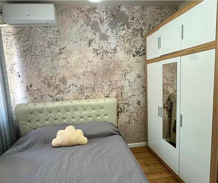 Apartment 2+1+2 for rent on Elbasan Street!