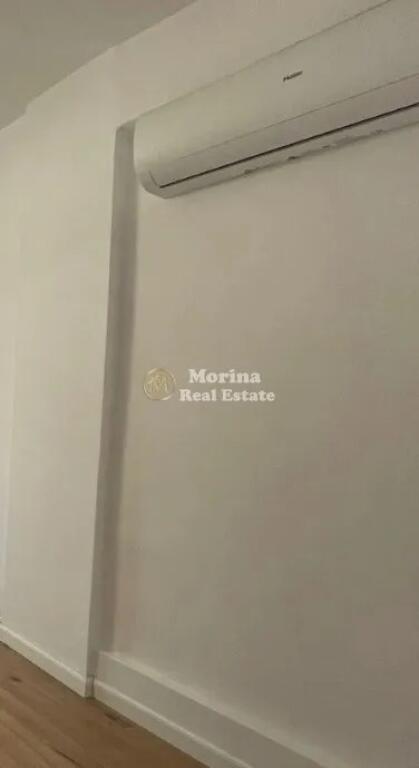 Qera, Apartament 2+1, te Blloku, 850 euro/muaj