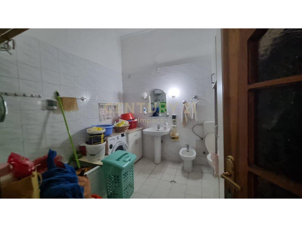 APPARTAMENTO 3+1 IN AFFITTO A SHALLVARET, TIRANA – 800 €/MESE
