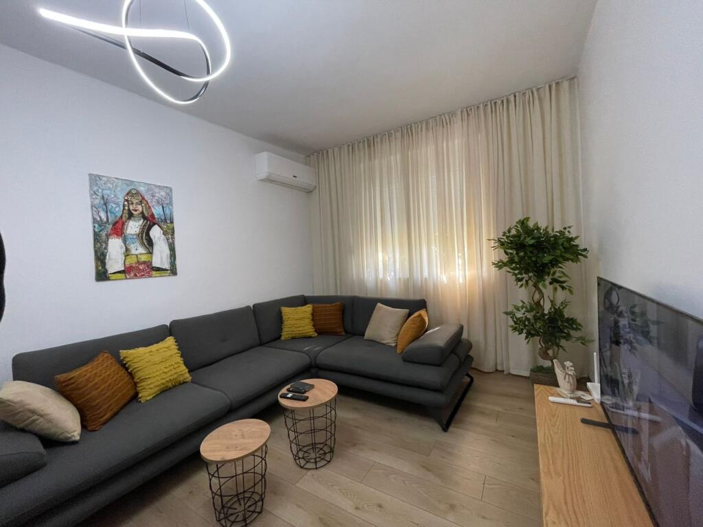 2+1 for rent on Durres street