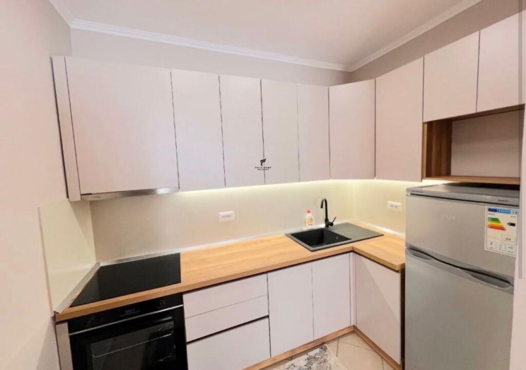 APARTMENT FOR RENT 1+1 YZBERISHT 450 EURO