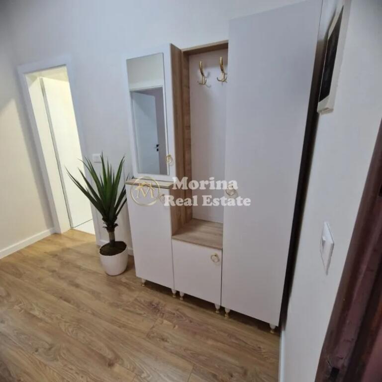 Qera Hyrje Private 2+1, Vasil Shanto 800 Euro/muaj