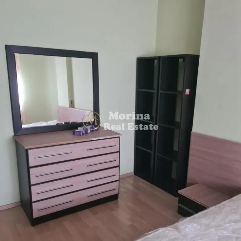 Qera, Apartament 2+1, Komuna e Parisit, 700 euro/muaj