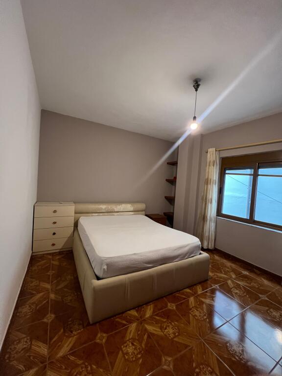 For sale, Apartment 1+1, Student City, Tirana.