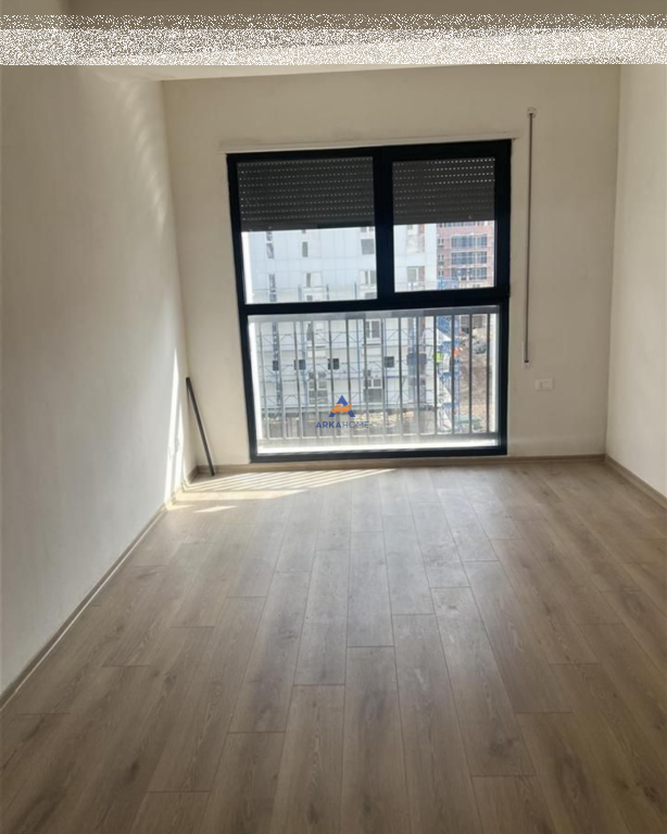 AFFITTASI APPARTAMENTO 2+1+2 BALCONI "A JORDAN MISJA, DON BOSKO" 800 EURO