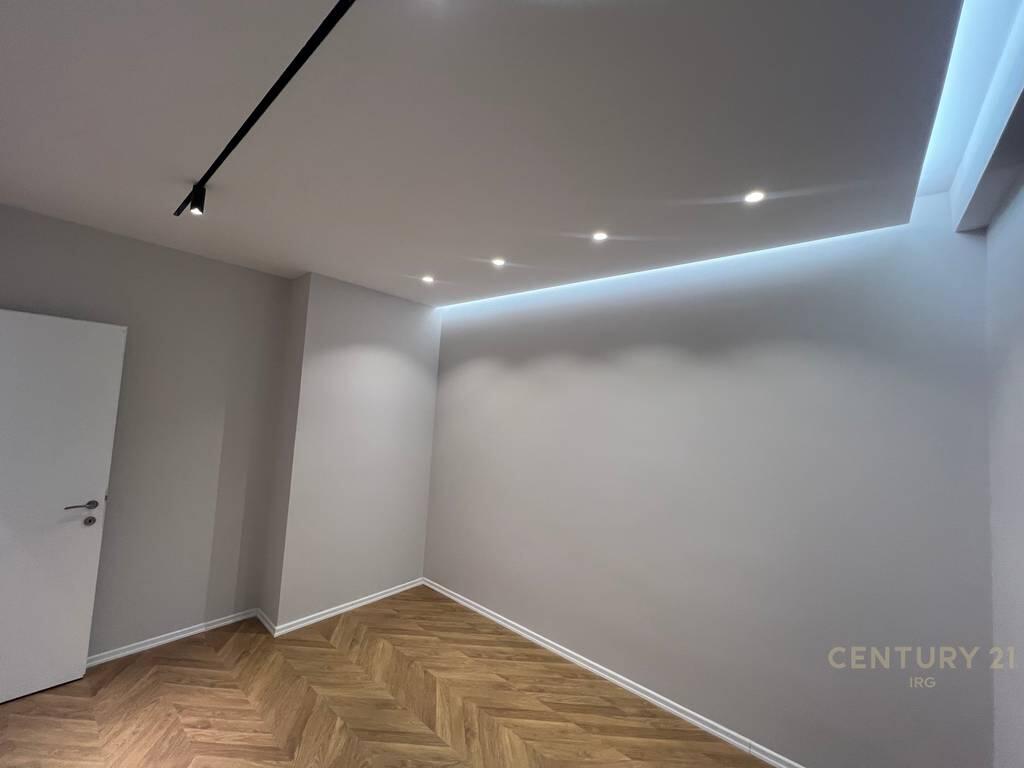 Office space for rent at Mine Peza Street