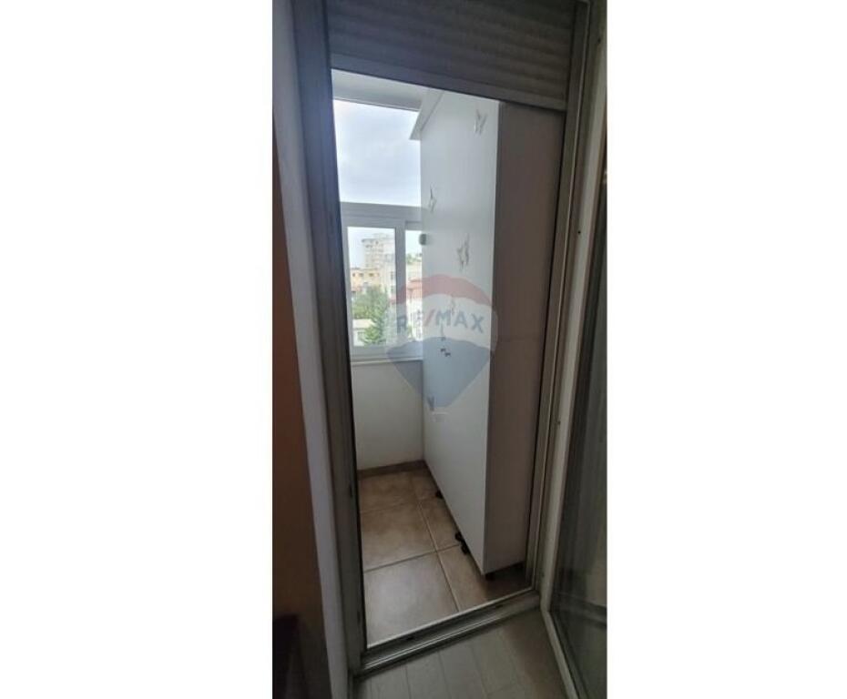 Apartament 2+1+2 me qira tek Myslym Shyri , ish ekspozita
