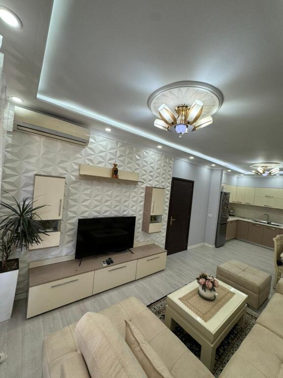 Jepet apartament 2+1+🅿 me qera ne Astir!