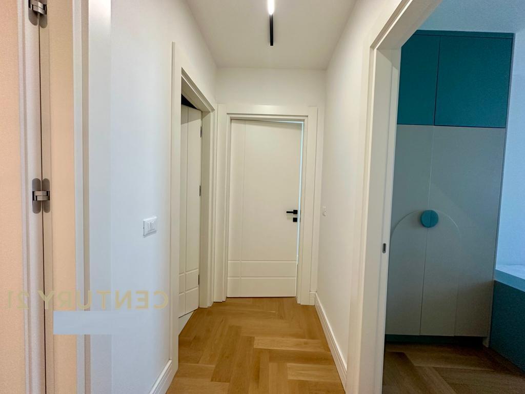 OFROHET APARTAMENT LUKSOZ 2+1 POST PARKIMI TEK REZIDENCA LAKE VIEW