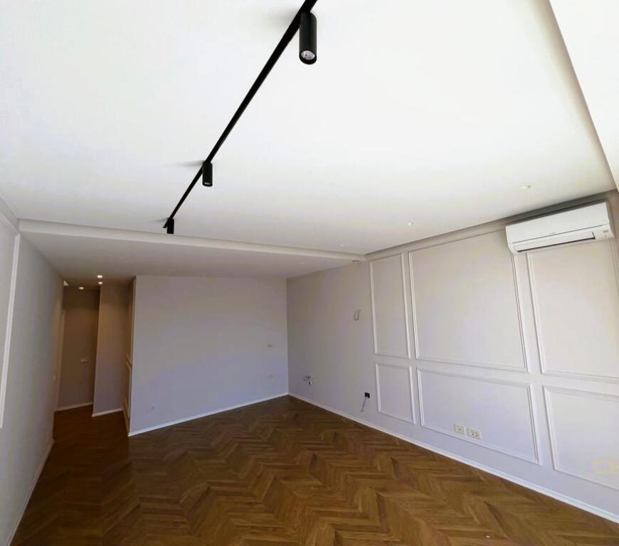 Locale ufficio in affitto in via Mine Peza