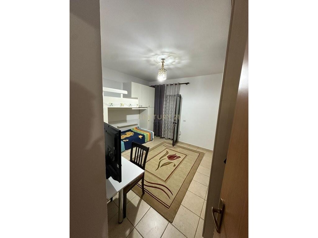 Modern 2+1 Apartment for Rent near Kristal Center