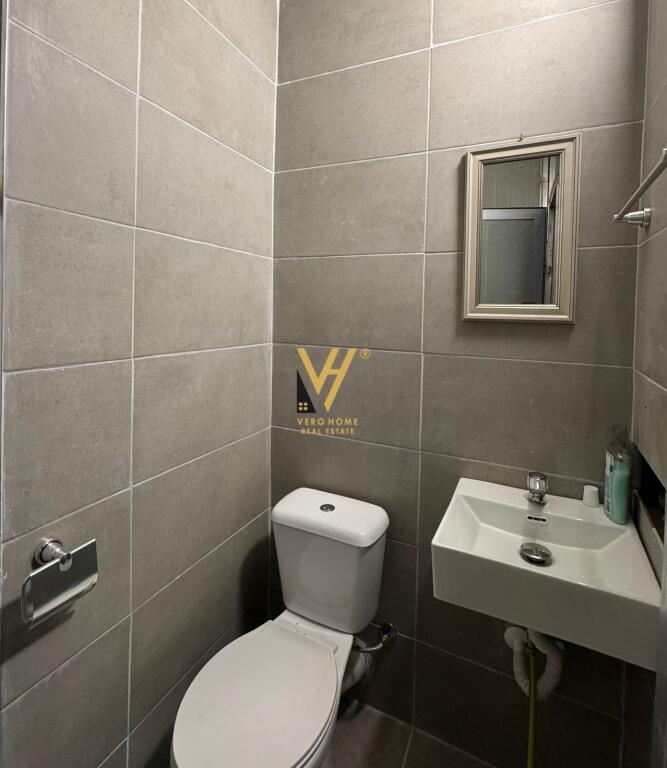 AFFITTASI NEGOZIO 30 M2 DA IRFAN TOMINI 40.000 LEKE