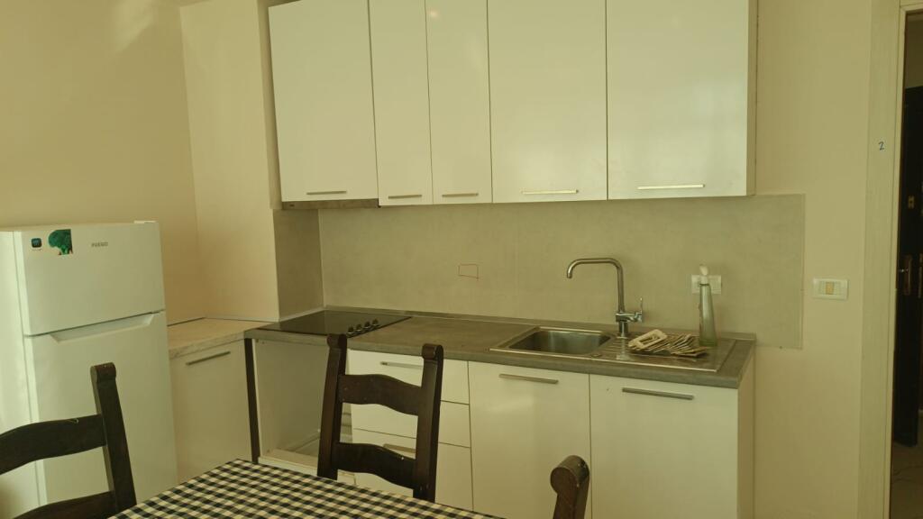 🏡 Appartamento 2+1 in affitto presso l'ex Mercato Elettrico, Tirana