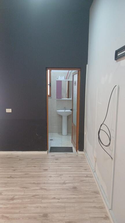 Locale commerciale in affitto