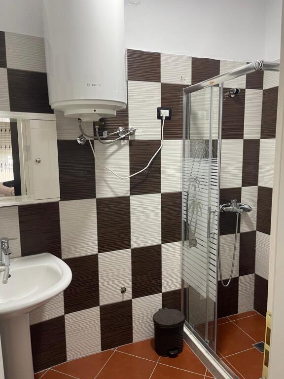 For Rent Apartment 2+1+2+Parking Space, Dry Lake, 750€