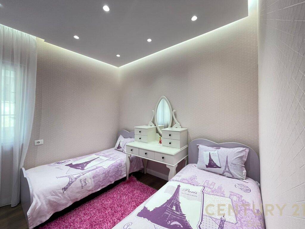 2+1 APARTMENT FOR RENT ON DURRES STREET! 1,200 € /Month