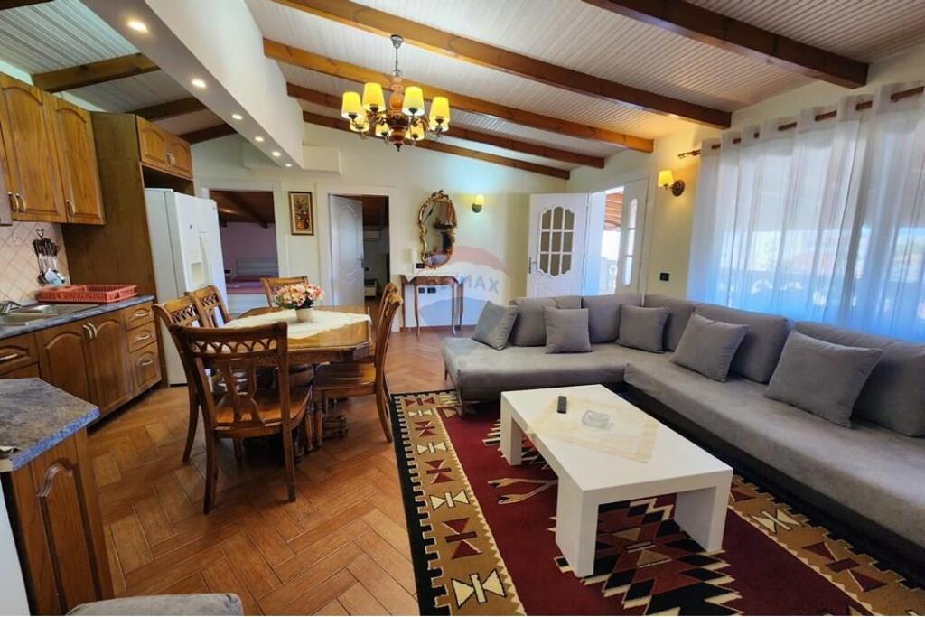 Lingue straniere, Tirana, Villa in affitto 3+1