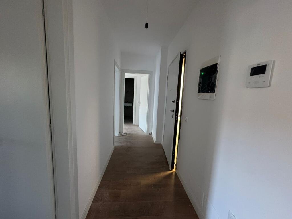 Appartamento 2+1+2 in vendita a Komuna e Parisit