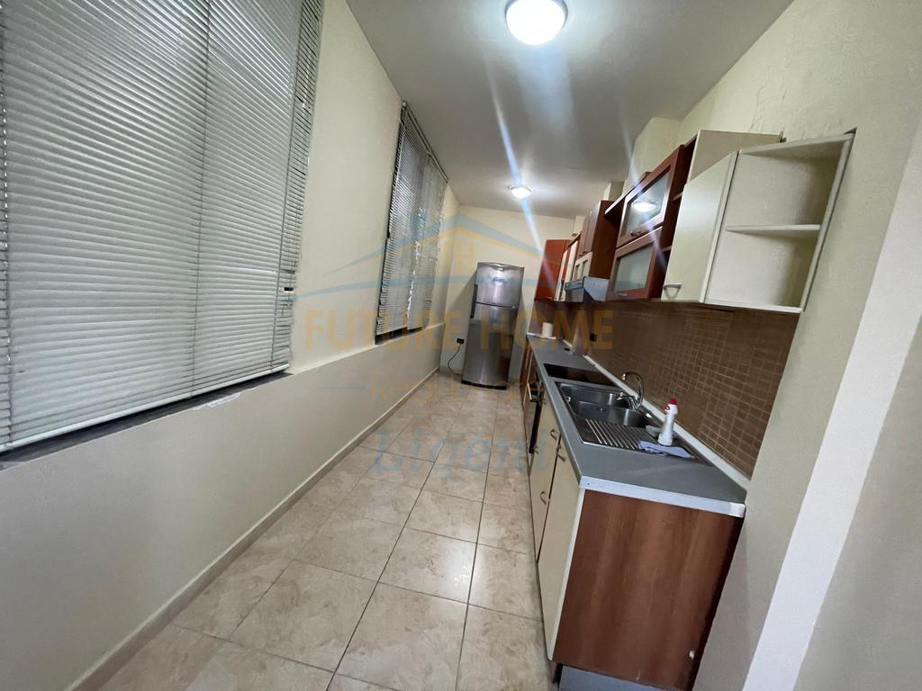 Qera , Apartament 2+1 , Liqeni i Thate , Tirane