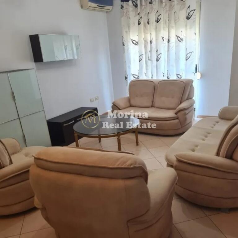 Qera, Apartament 2+1, Komuna e Parisit, 700 euro/muaj