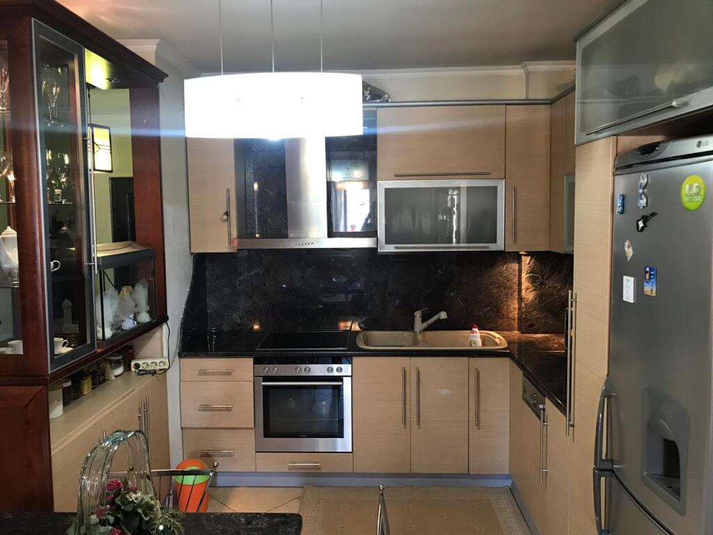 Jepet Apartament me qera